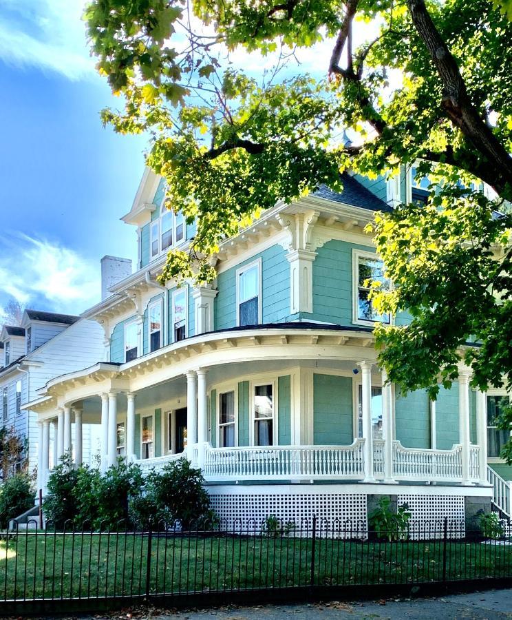 Vida Boutique Inn Worcester Bagian luar foto